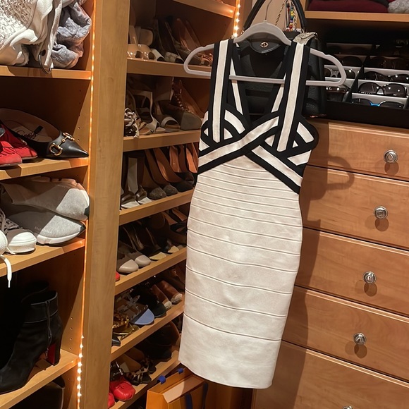 Herve Leger bandage dress black and white - Picture 3 of 9